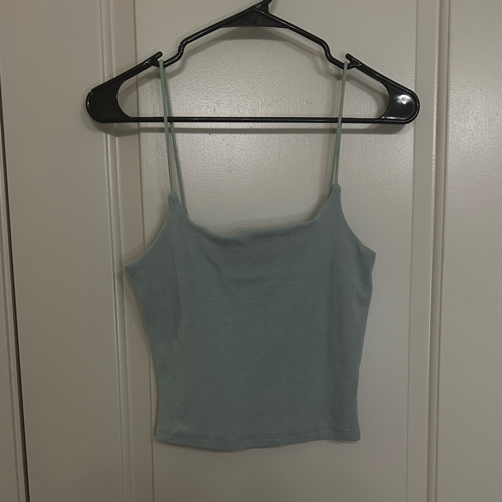 Light weight, double lined, cropped tank top